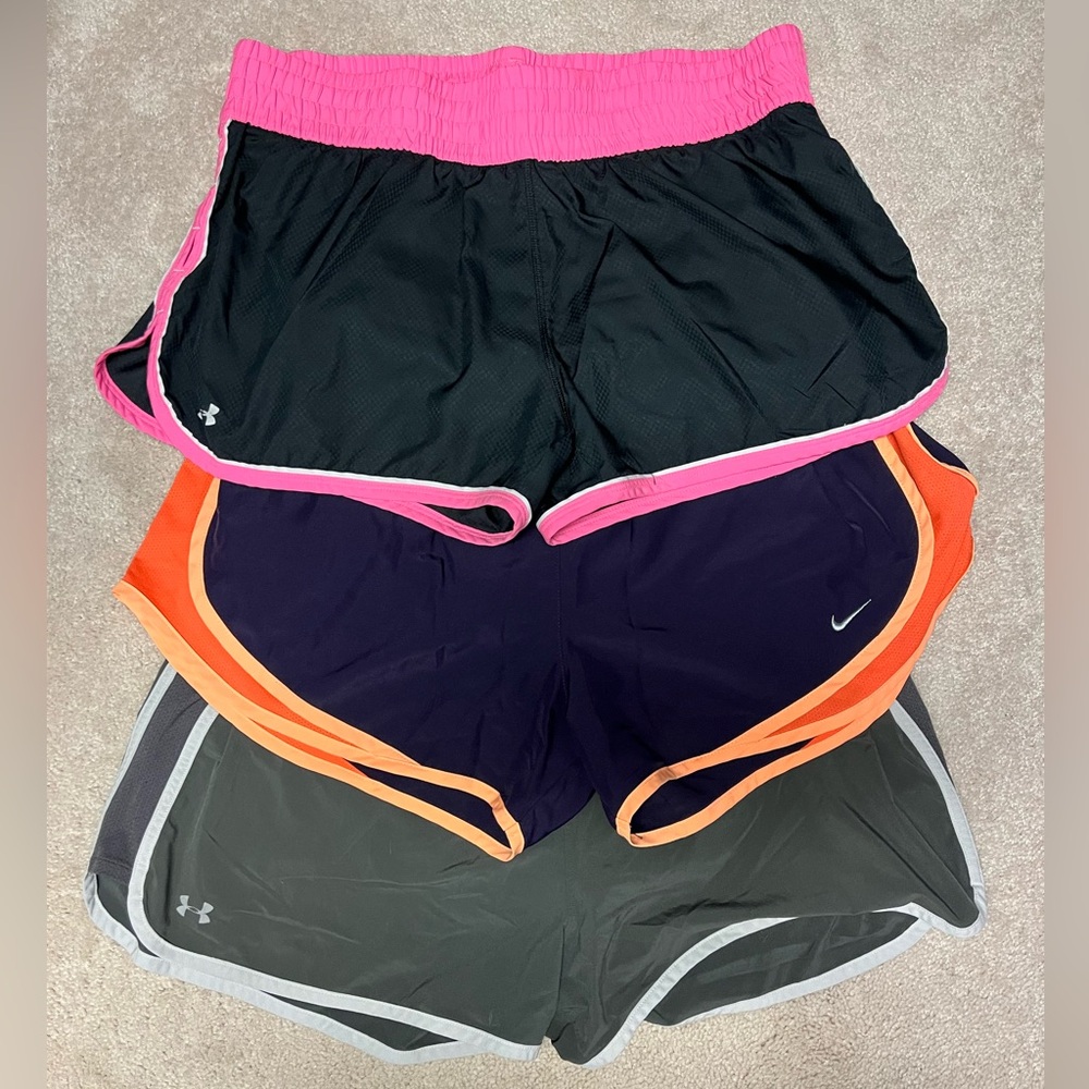 3 pairs of women’s workout shorts size L